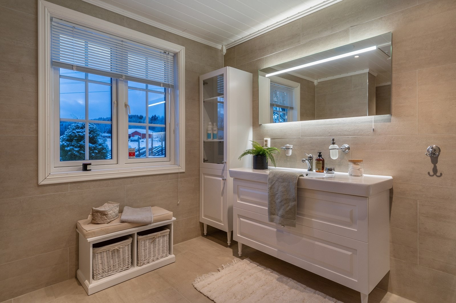 Overflater på vegg og i himling er vurdert til TG1 av takstmann. Galleribilde