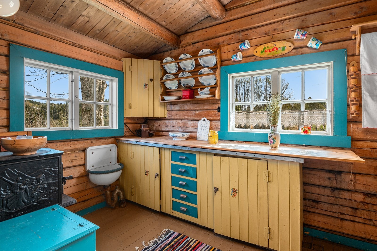 Det største av dem er koselig innredet i historisk stil. Galleribilde