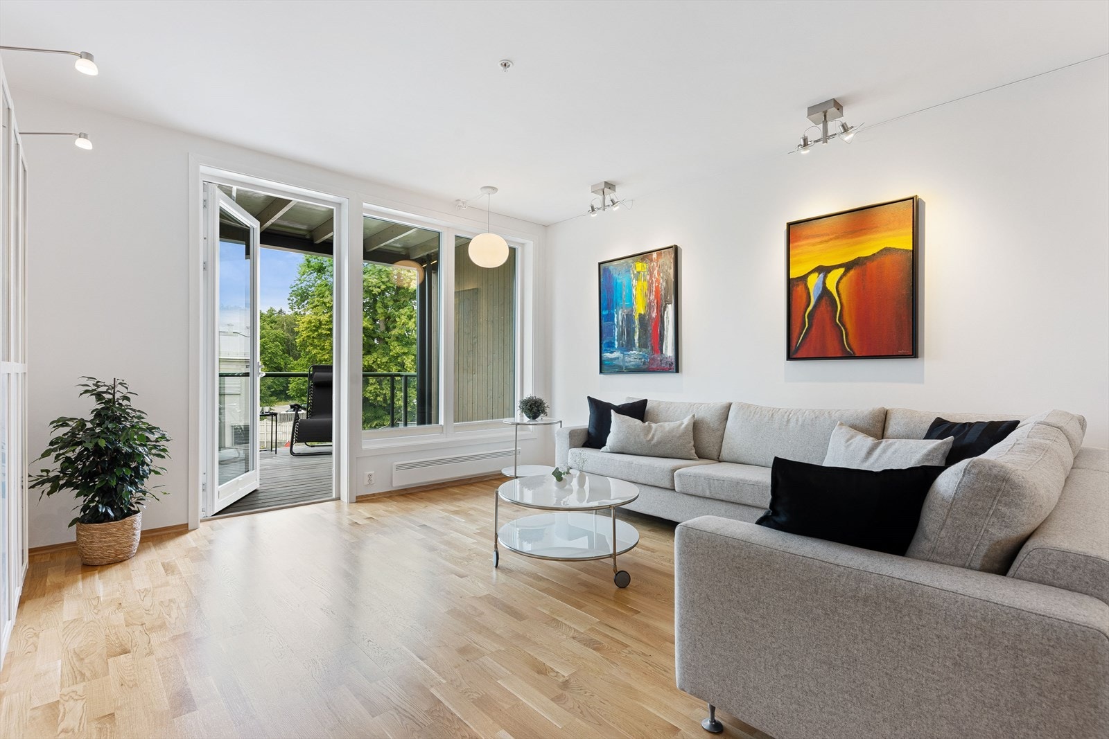 DNB eiendom v/ Roger Halvorsen har gleden av å presentere Prestegårdsgata 16! Galleribilde