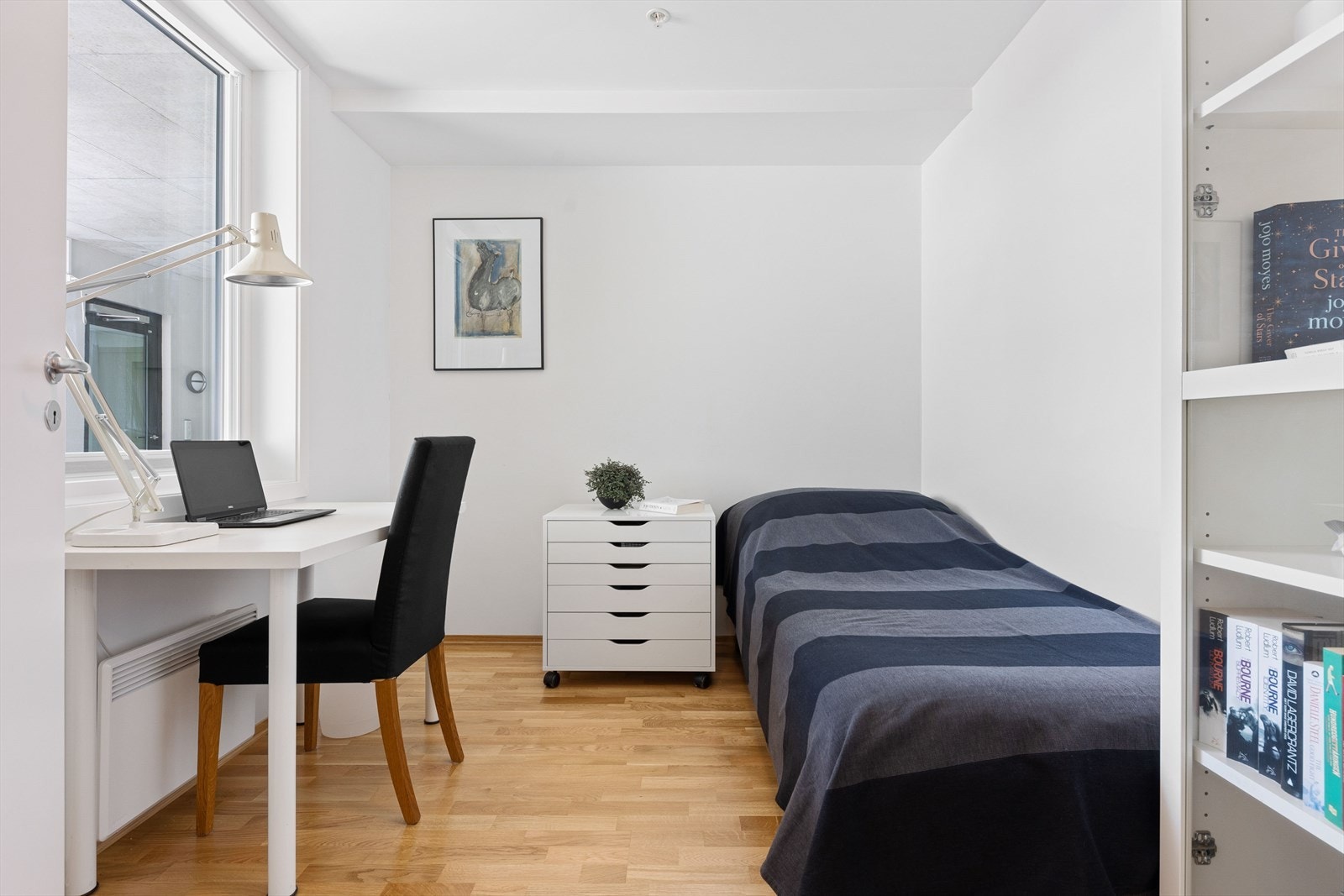 Soverom II som kan enten brukes som ett ekstra rom, kontor eller gjesterom. Galleribilde