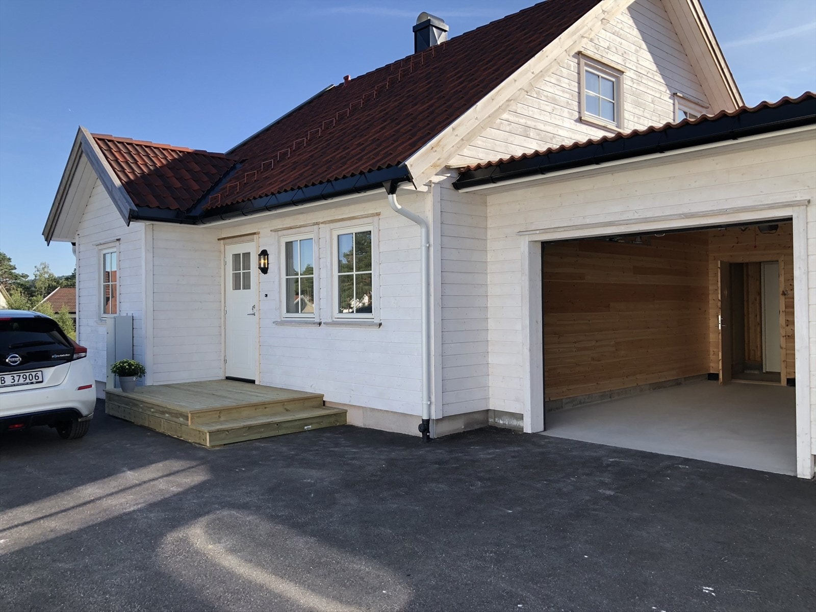 Garasje i tilknytning til boligen Galleribilde