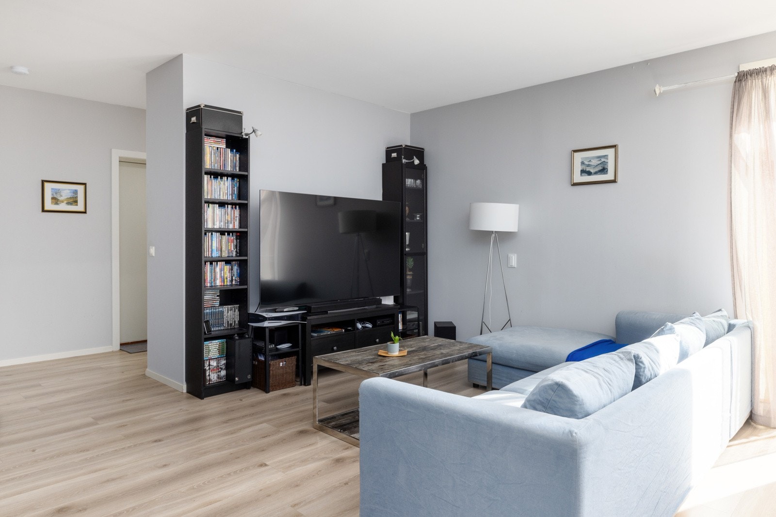 Leiligheten varmes opp ved hjelp av strøm. Galleribilde