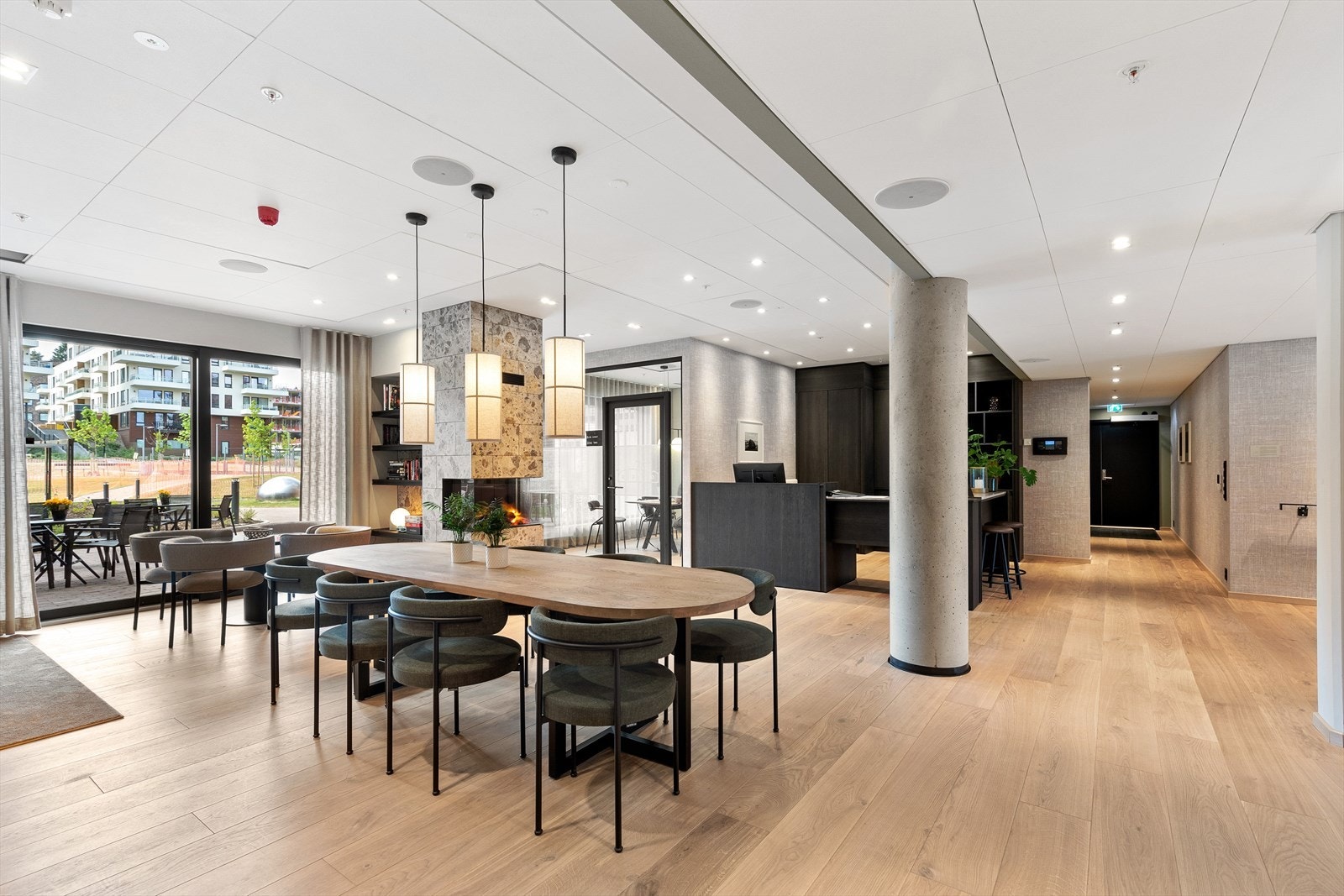 Bygget har rom som kan bookes og er perfekt for anledninger som bursdag, større familieselskaper eller andre samlinger som krever større plass. Kr. 1 500,-døgn. Galleribilde