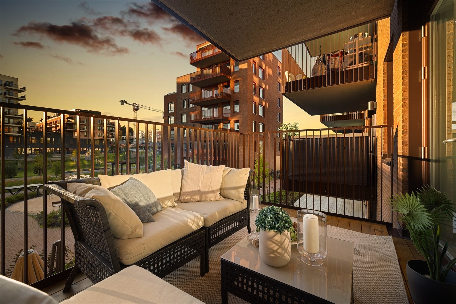 Se nyttige lenker/ikon 360-grader av bolig og solmodell. Galleribilde