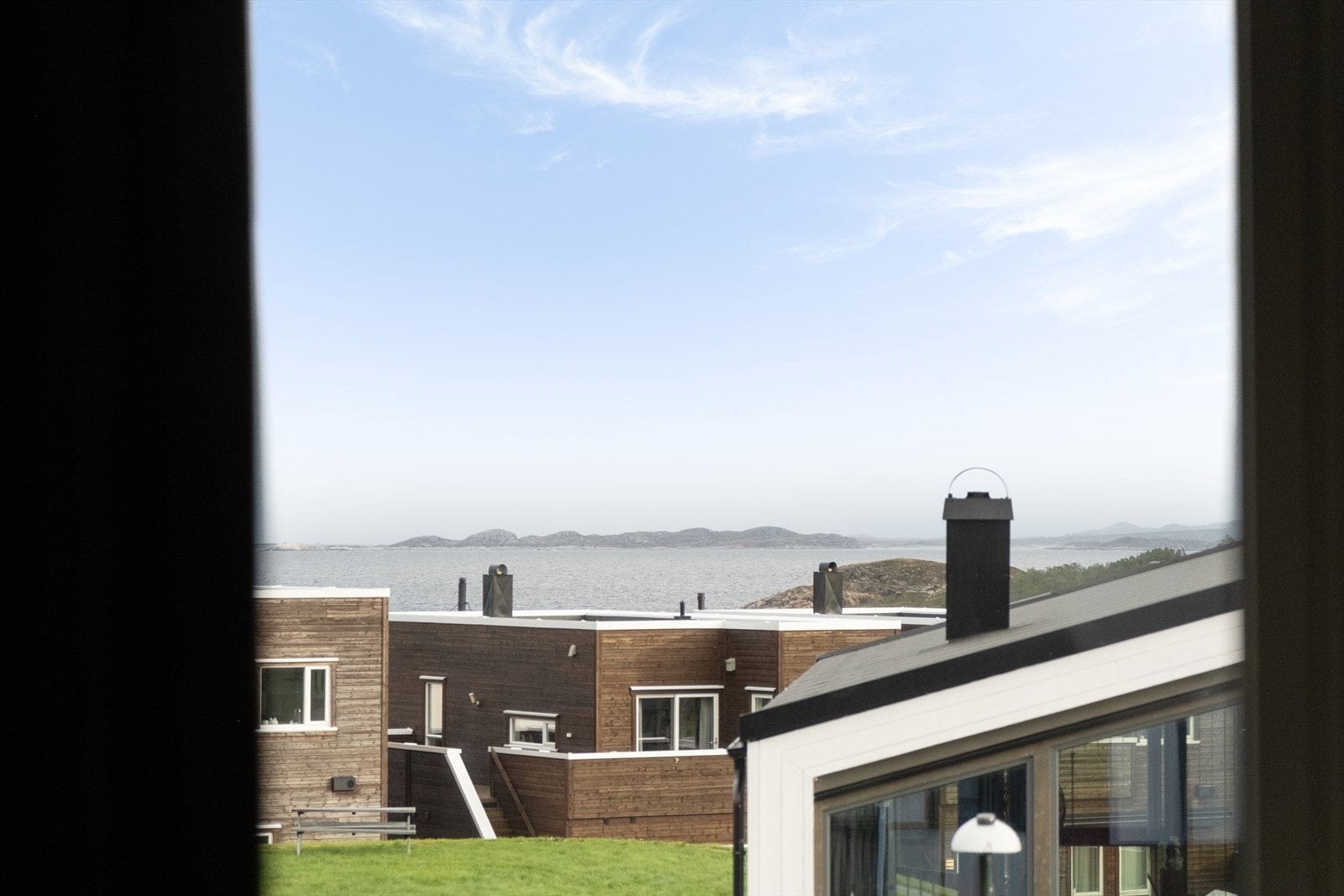 Nydelig utsikt mot Dalabukta, storhavet og Tustnastabban i det fjerne. Galleribilde