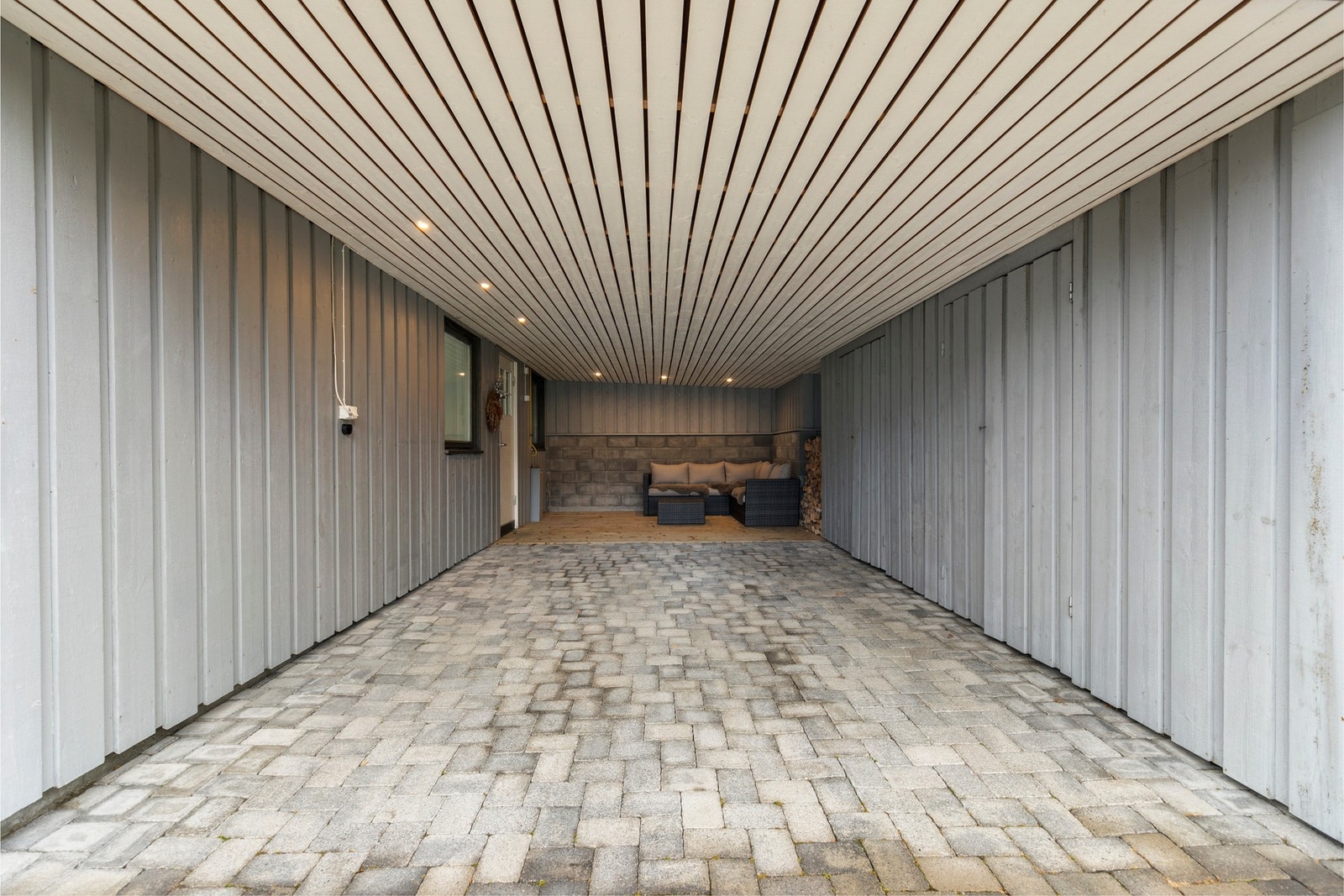 Carport. Galleribilde