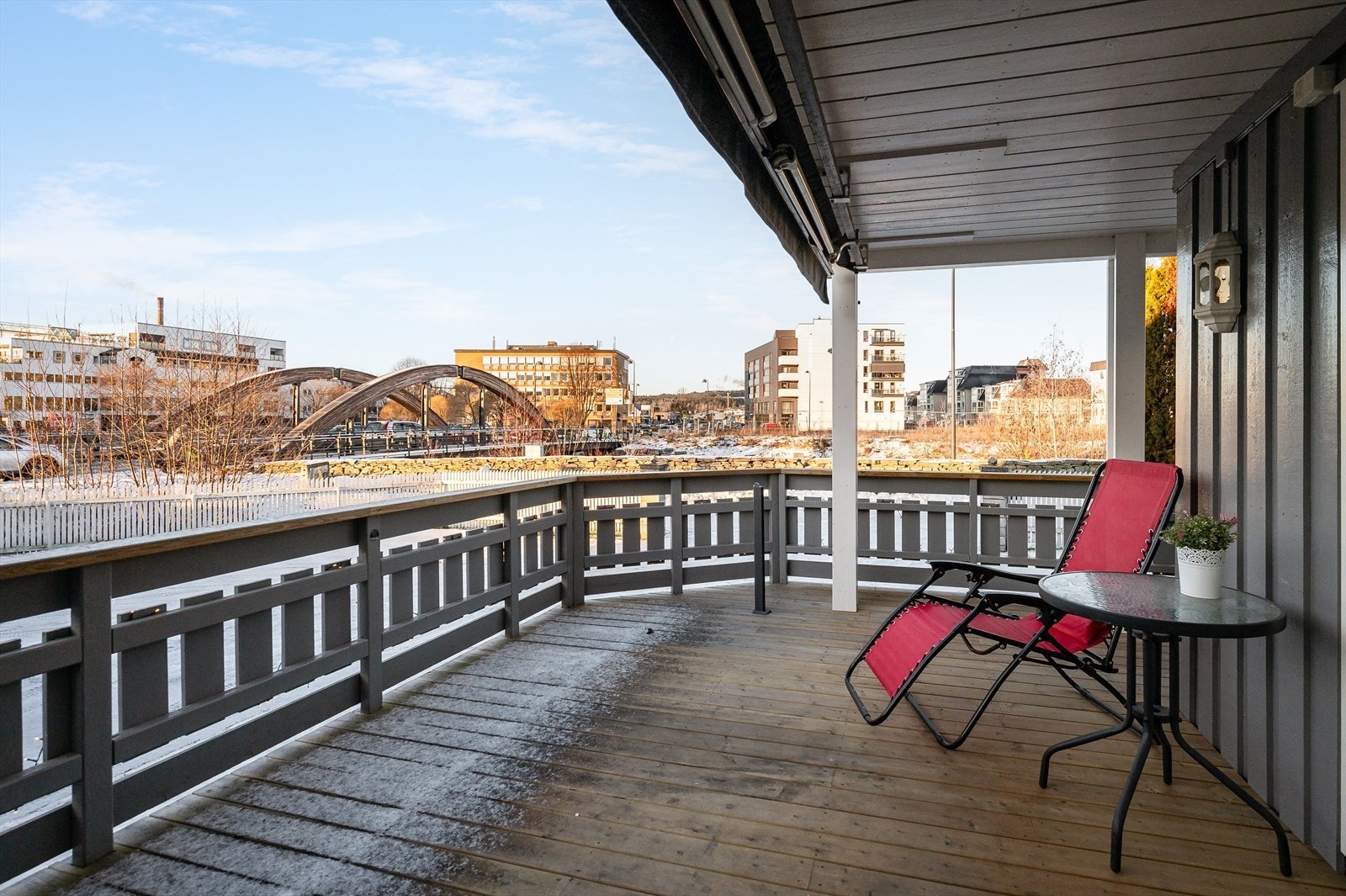 Stor terrasse Galleribilde
