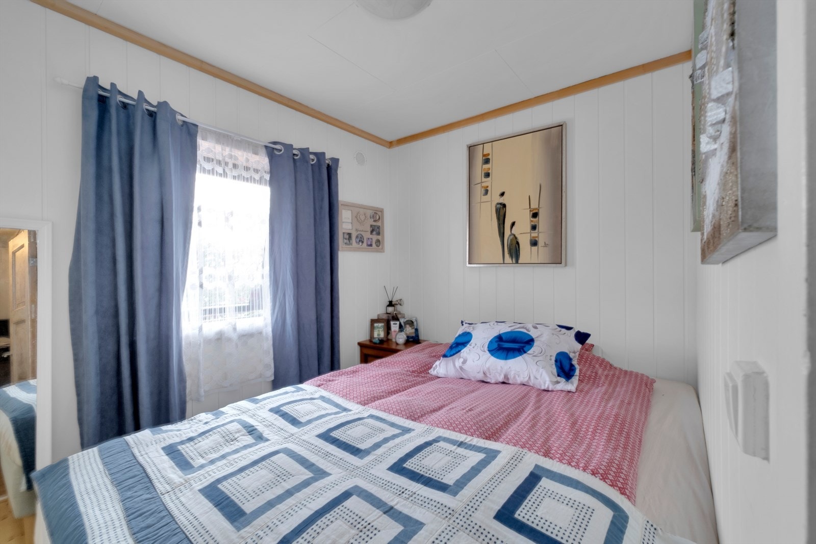 Soverom i sokkel (ikke byggegodkjent) Galleribilde