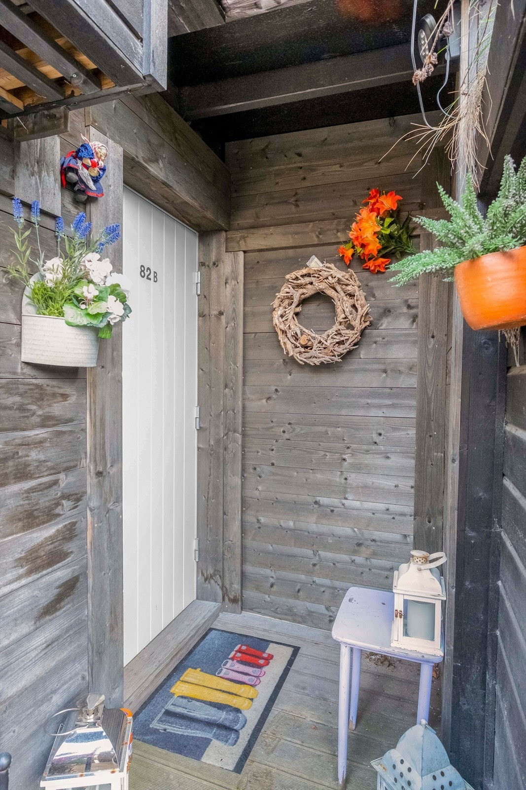 Inngang til sokkel Galleribilde