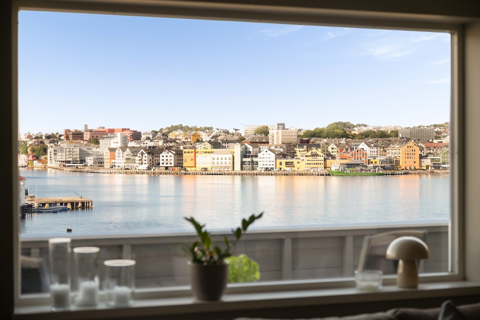 Her kan du nyte utsikten også fra sofakroken! Galleribilde