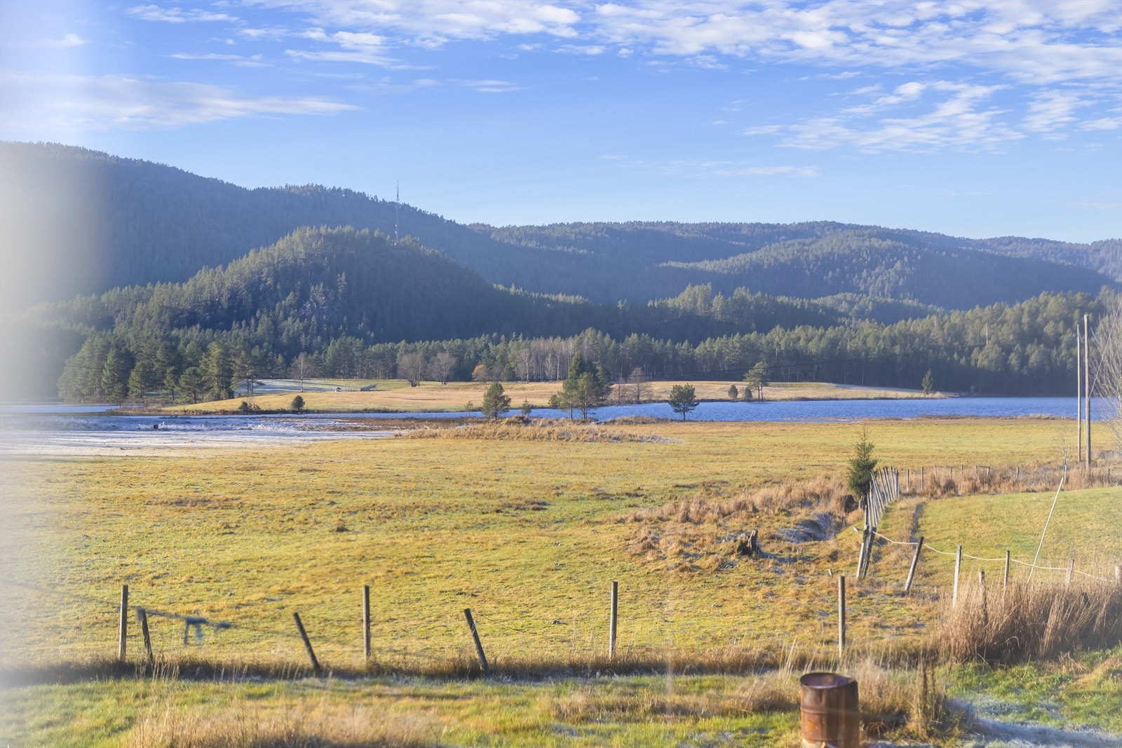 Eiendommen ligger i naturskjønne omgivelser Galleribilde