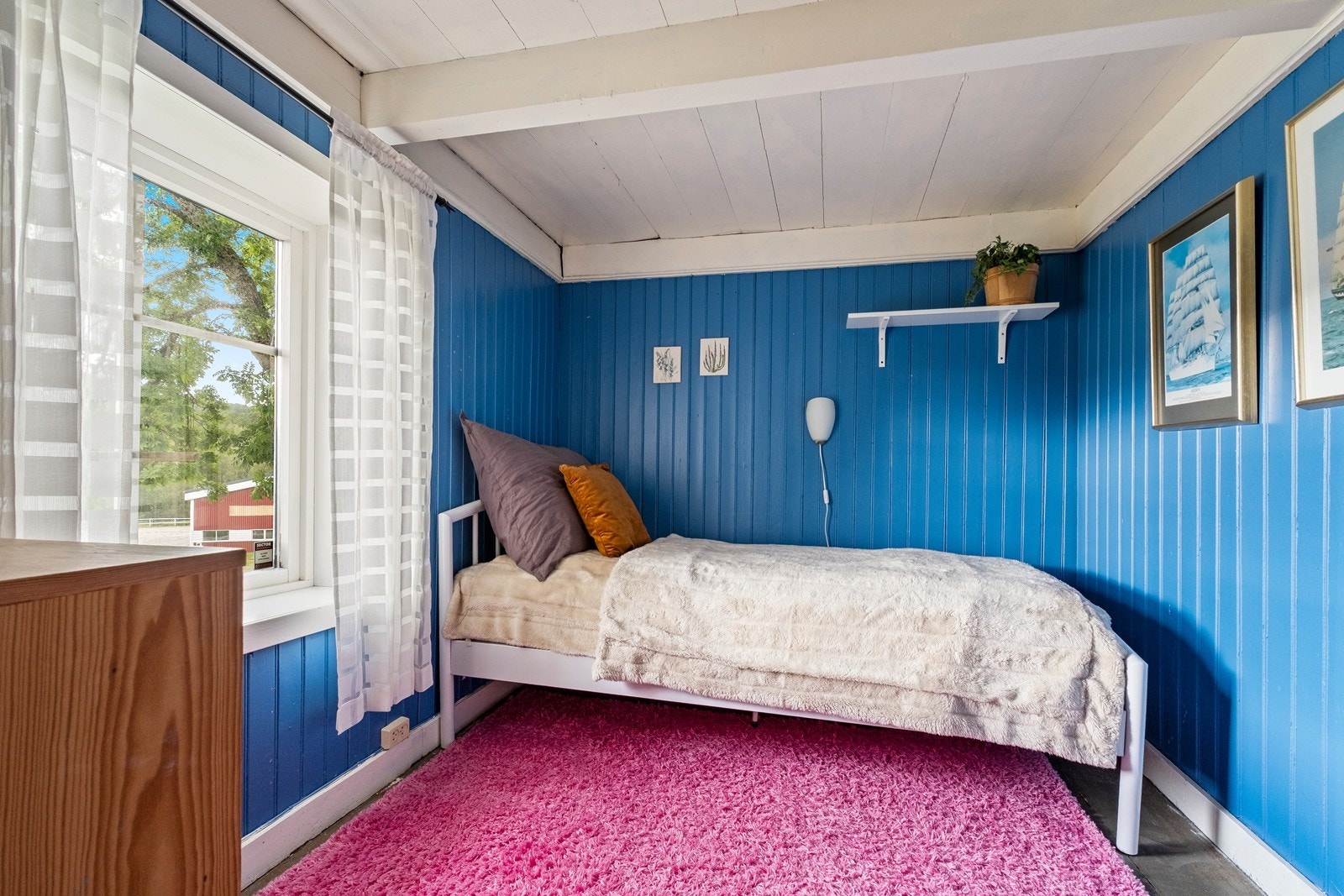 Soverom 2, loft Galleribilde