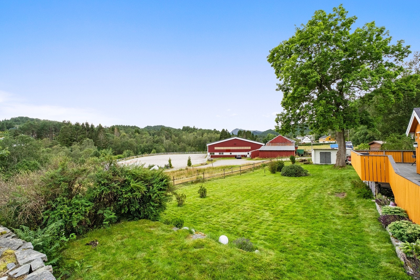 Pent opparbeidet hage. Galleribilde