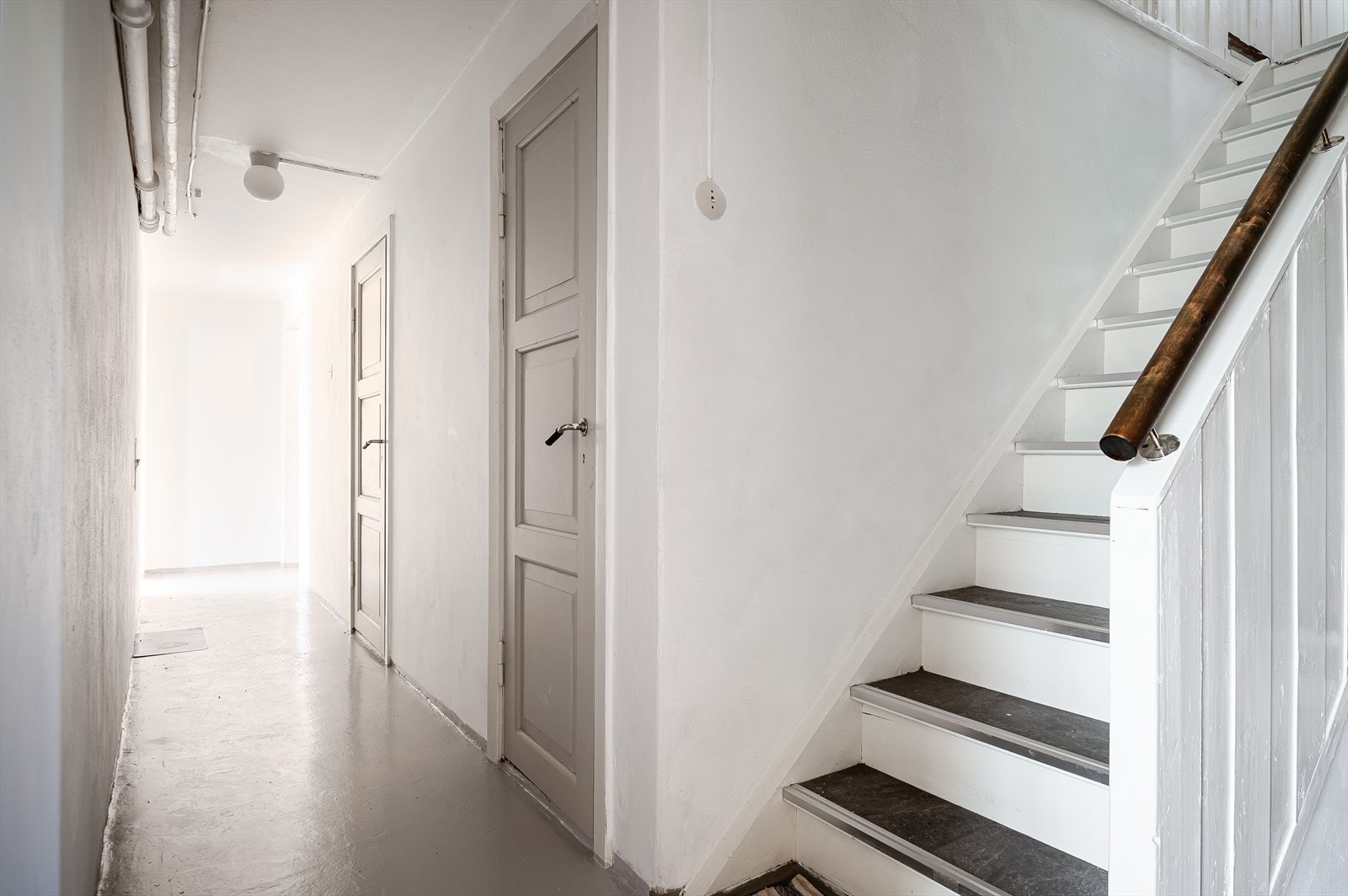 2307-3-2_091.jpg Galleribilde