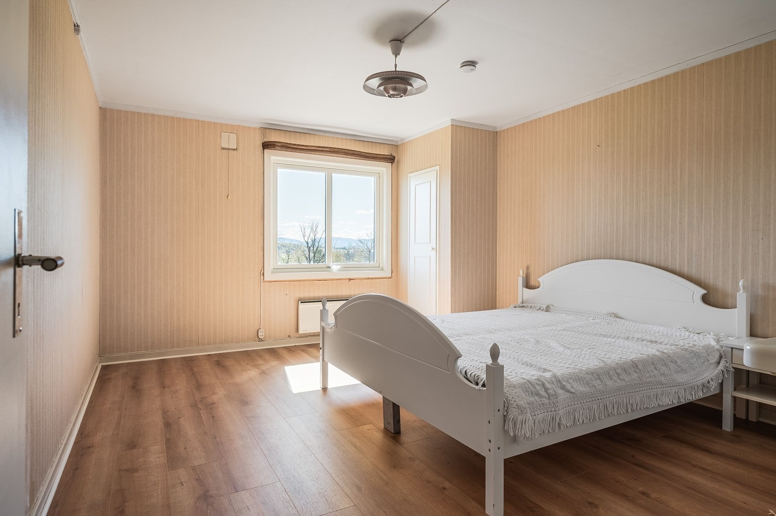 Soverom med god plass. Galleribilde