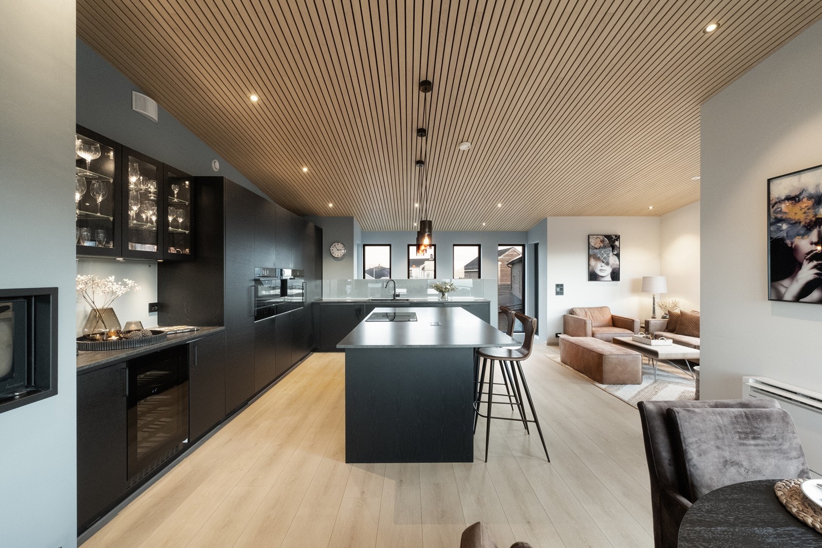 Rommet fungerer som et perfekt samlingspunkt for familien. Galleribilde