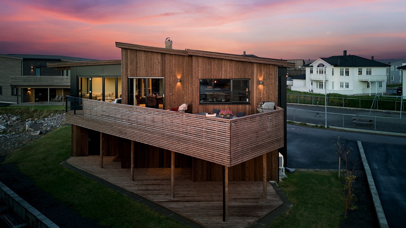 Moderne og flott enebolig nyoppført i 2022 Galleribilde