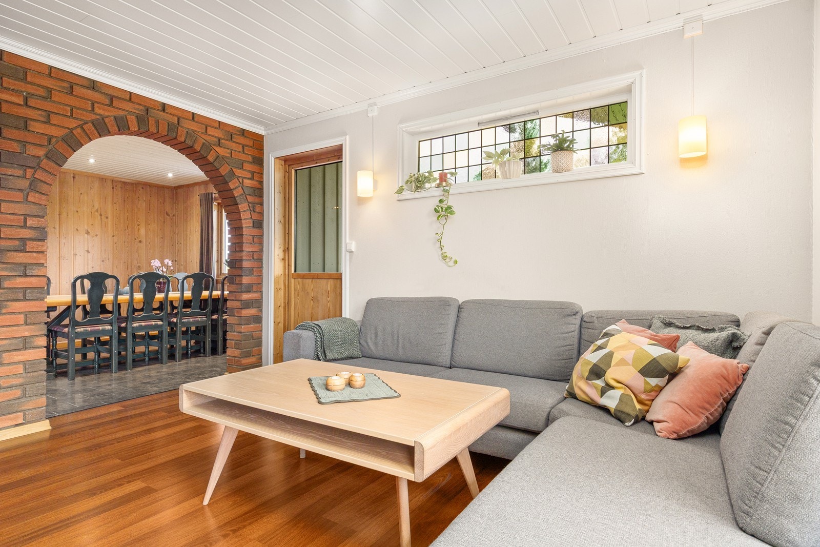 Fra rommet er det også utgang til terrassen. Galleribilde