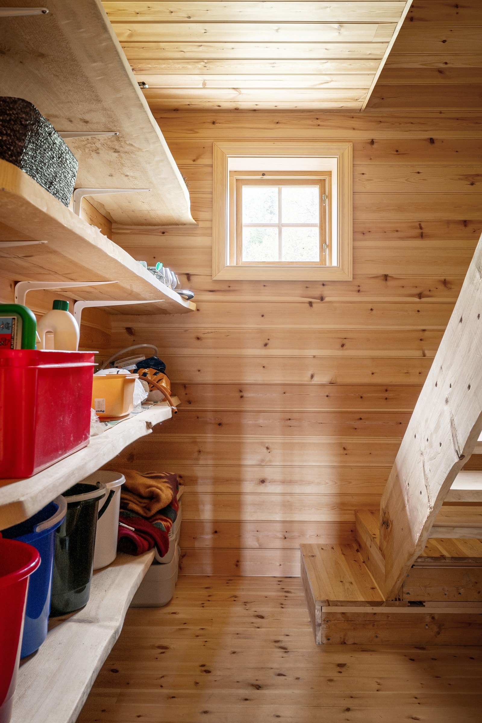 Bod og trappegang til hems Galleribilde