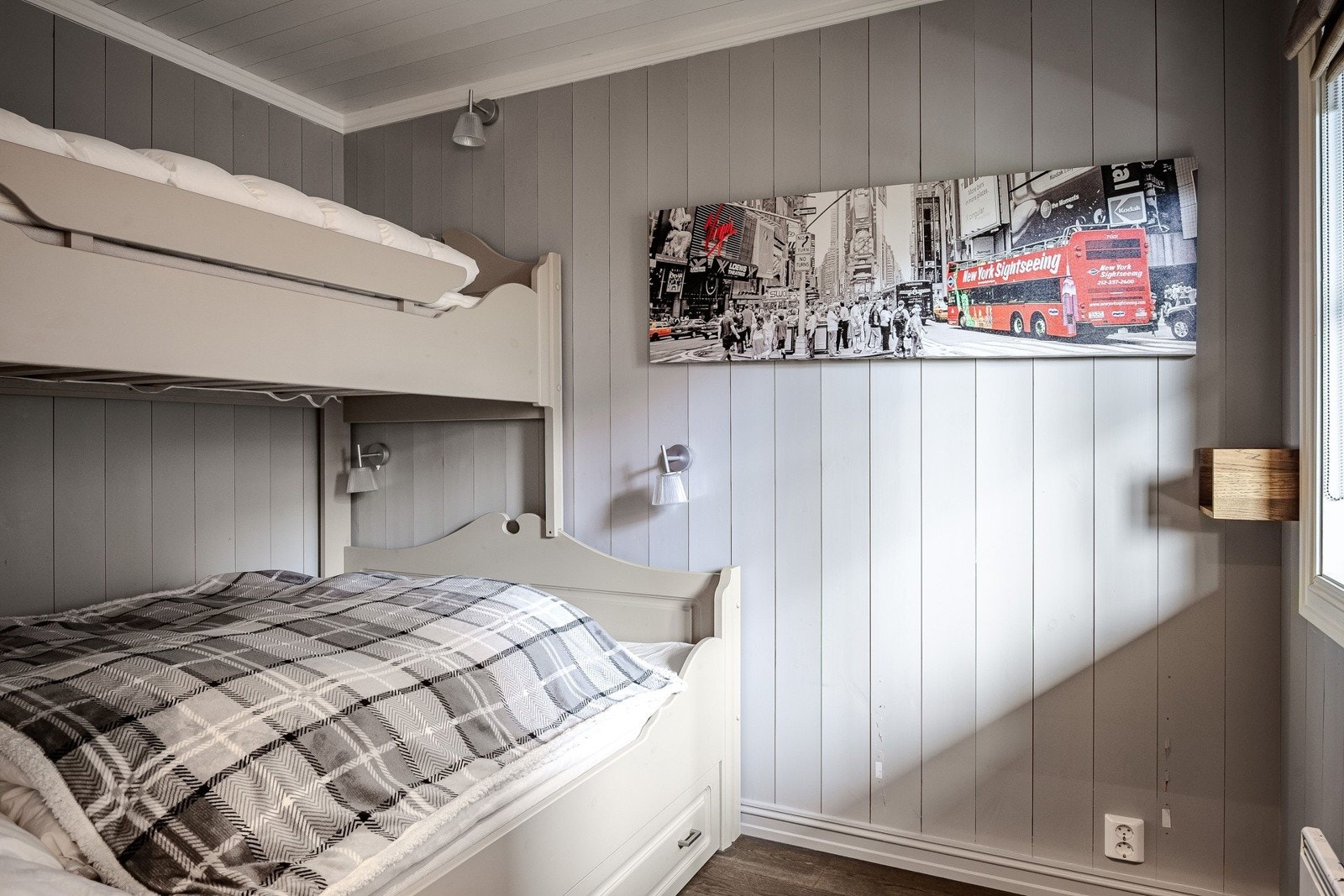 Det andre soverommet befinner seg rett over gangen. Galleribilde