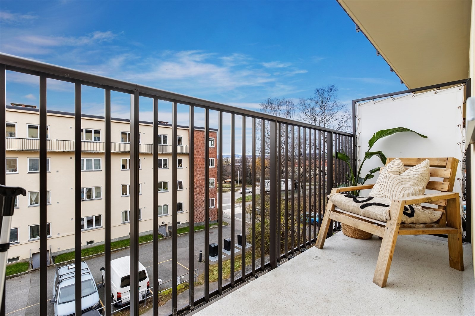 En innbydende, gjennomgående og smart 3-roms med sentral beliggenhet. Galleribilde