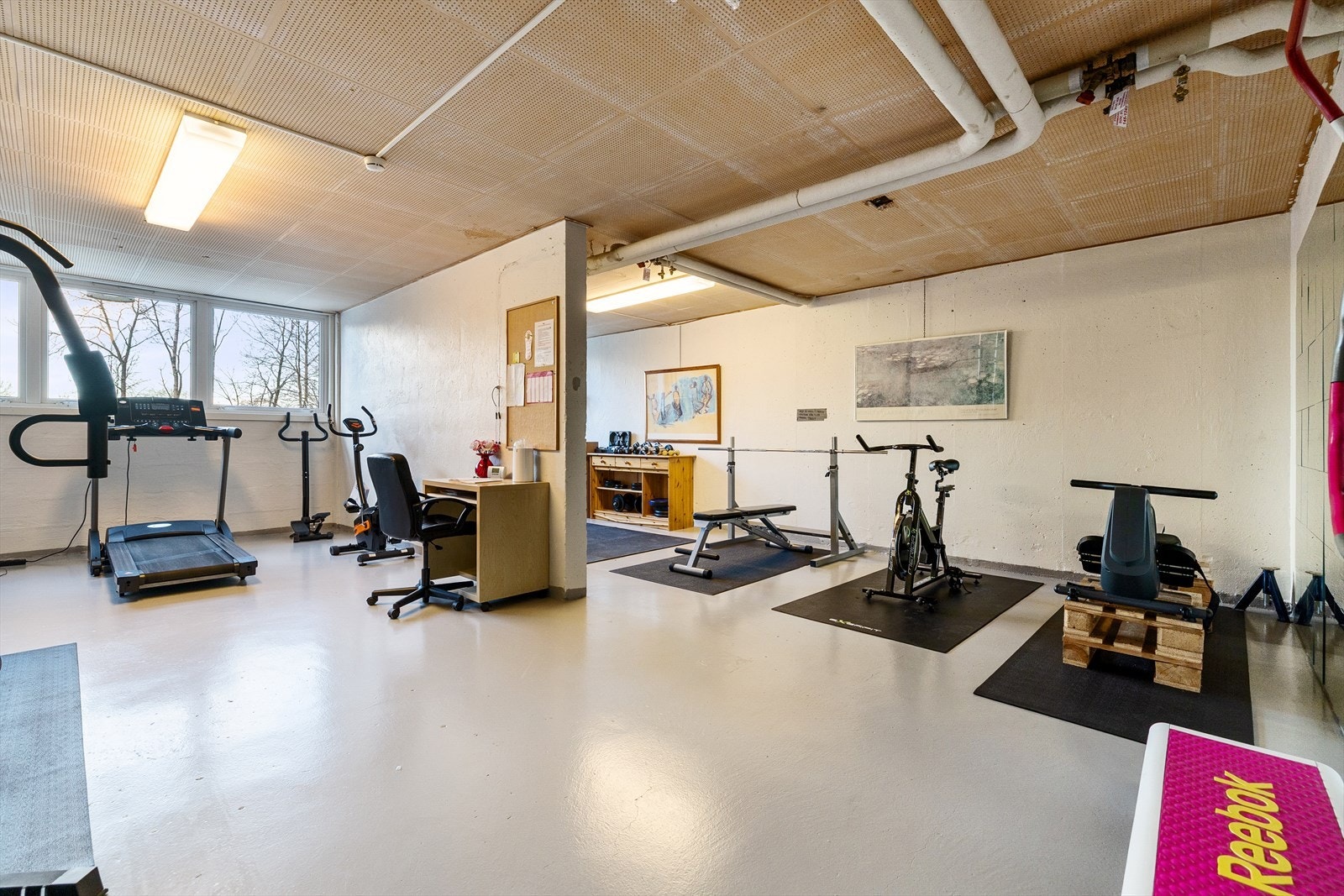 Det er felles treningsrom i bygget som koster ca. kr. 100 pr. år Galleribilde