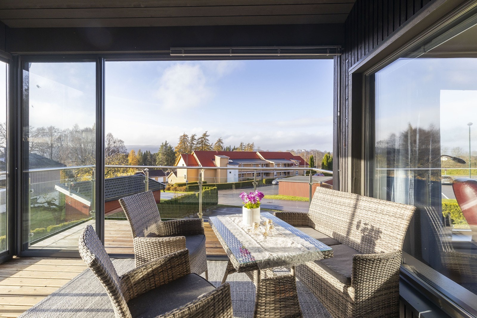 Boligen har overbygget balkong Galleribilde