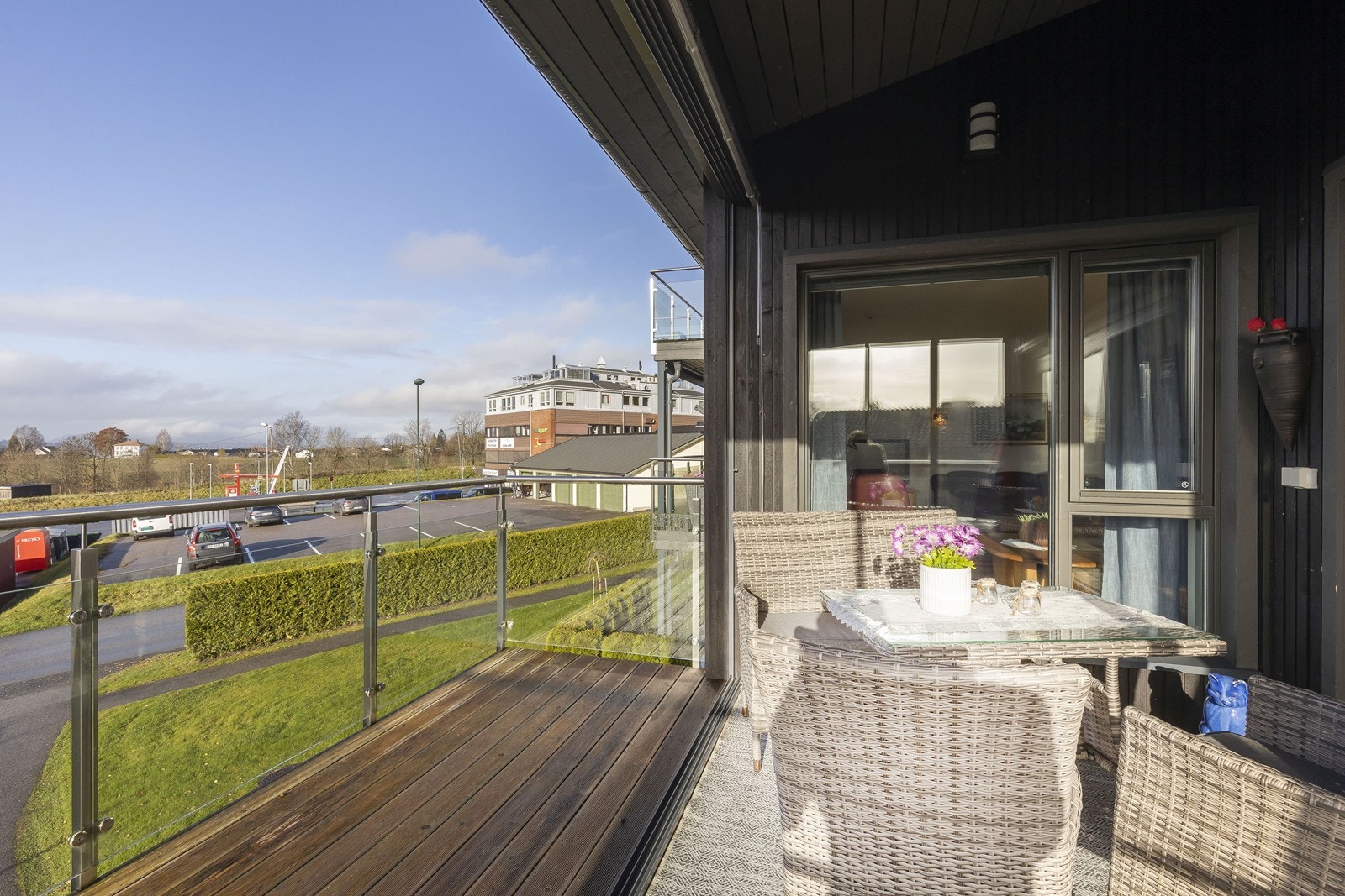 Utsikt med Borgeåsen senter til høyre Galleribilde