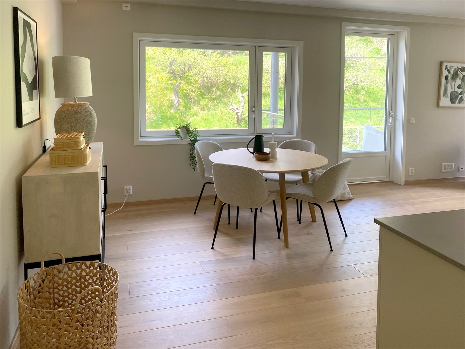 Hyggelig spiseplass Galleribilde