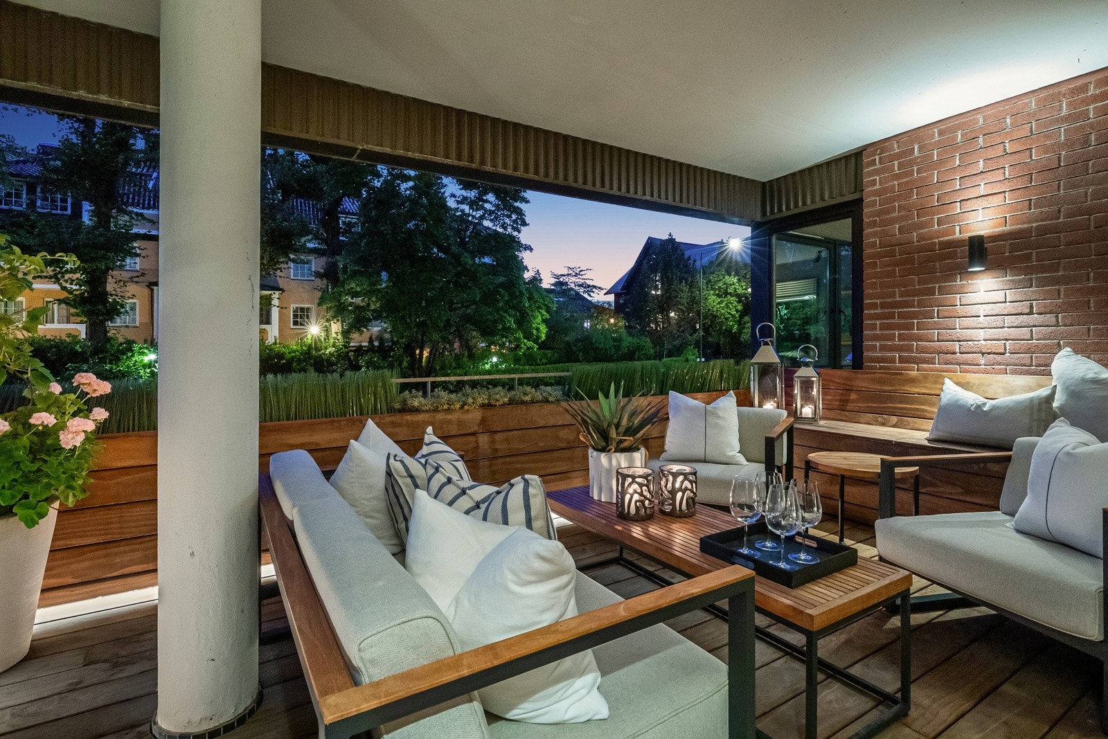 Med godt utsyn og lite innsyn vil dette være et behagelig sted å trekke seg tilbake på