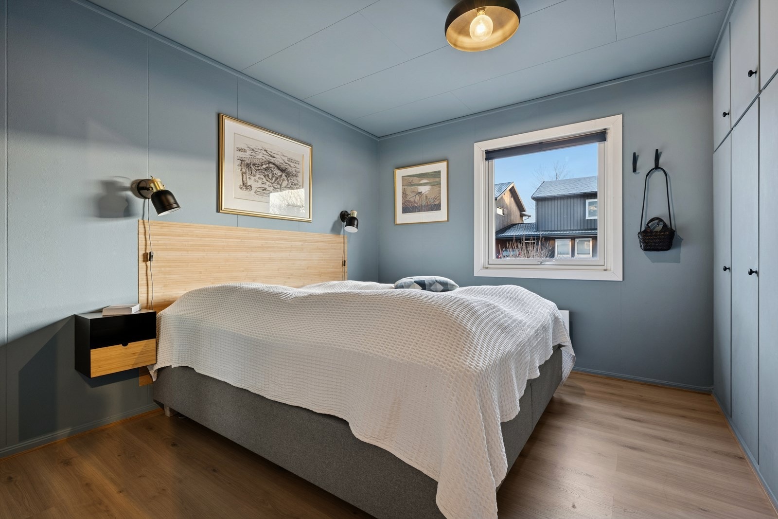 Hovedsoverommet er romslig. Galleribilde