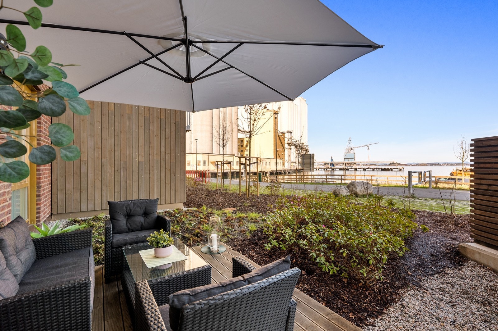 Flott utsikt fra uteområdet Galleribilde