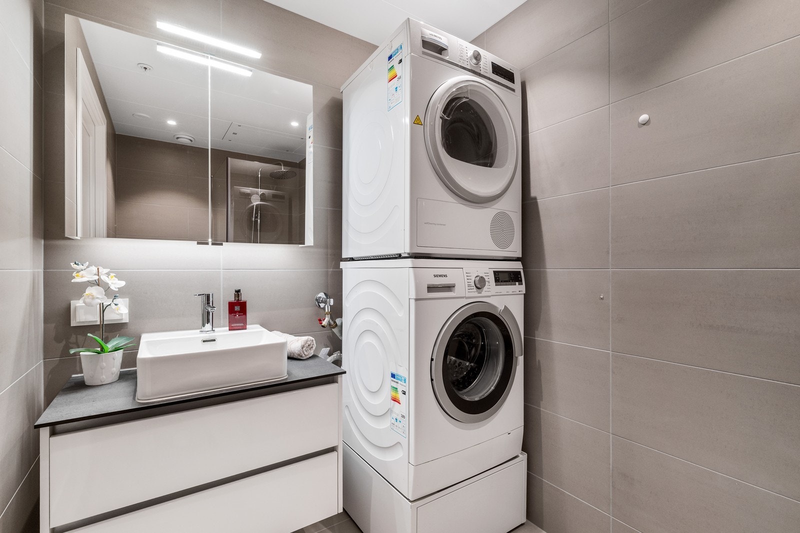 Bad i tilknytning til gjesterom Galleribilde