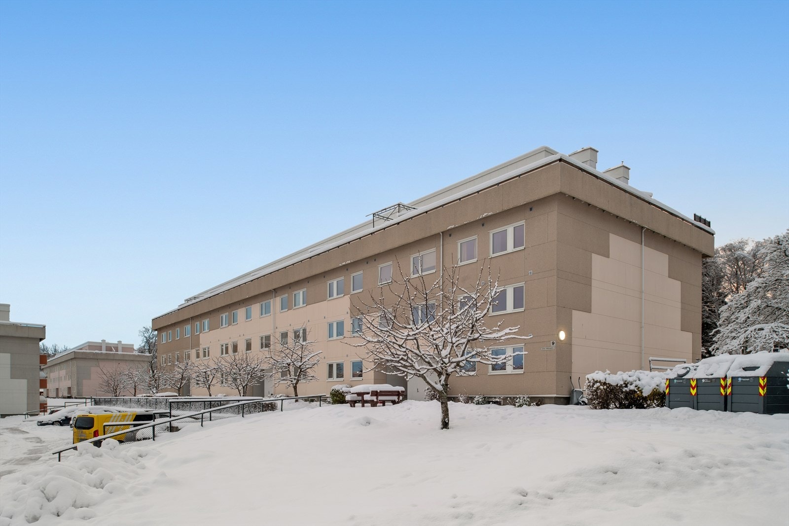 Borettslagets felles tomt er ca. 44,327.80 m² Galleribilde