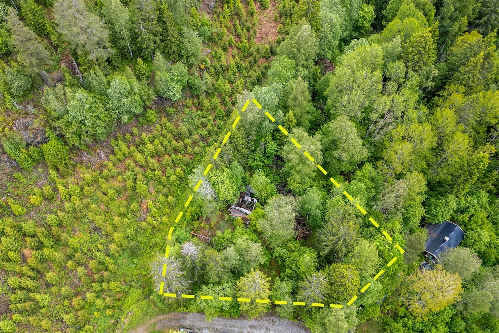 Lillestrømveien 263, presenteres av Marius Inderhaug Østby & Marita Dalsbø Rognhaug v/Eiendomsmelger1 Østlandet Galleribilde