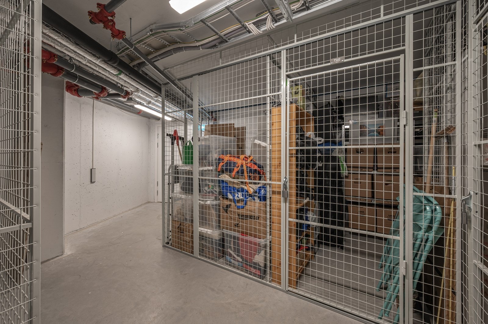 - Leiligheten har en ekstern gitterbod på 5,1m² - Galleribilde