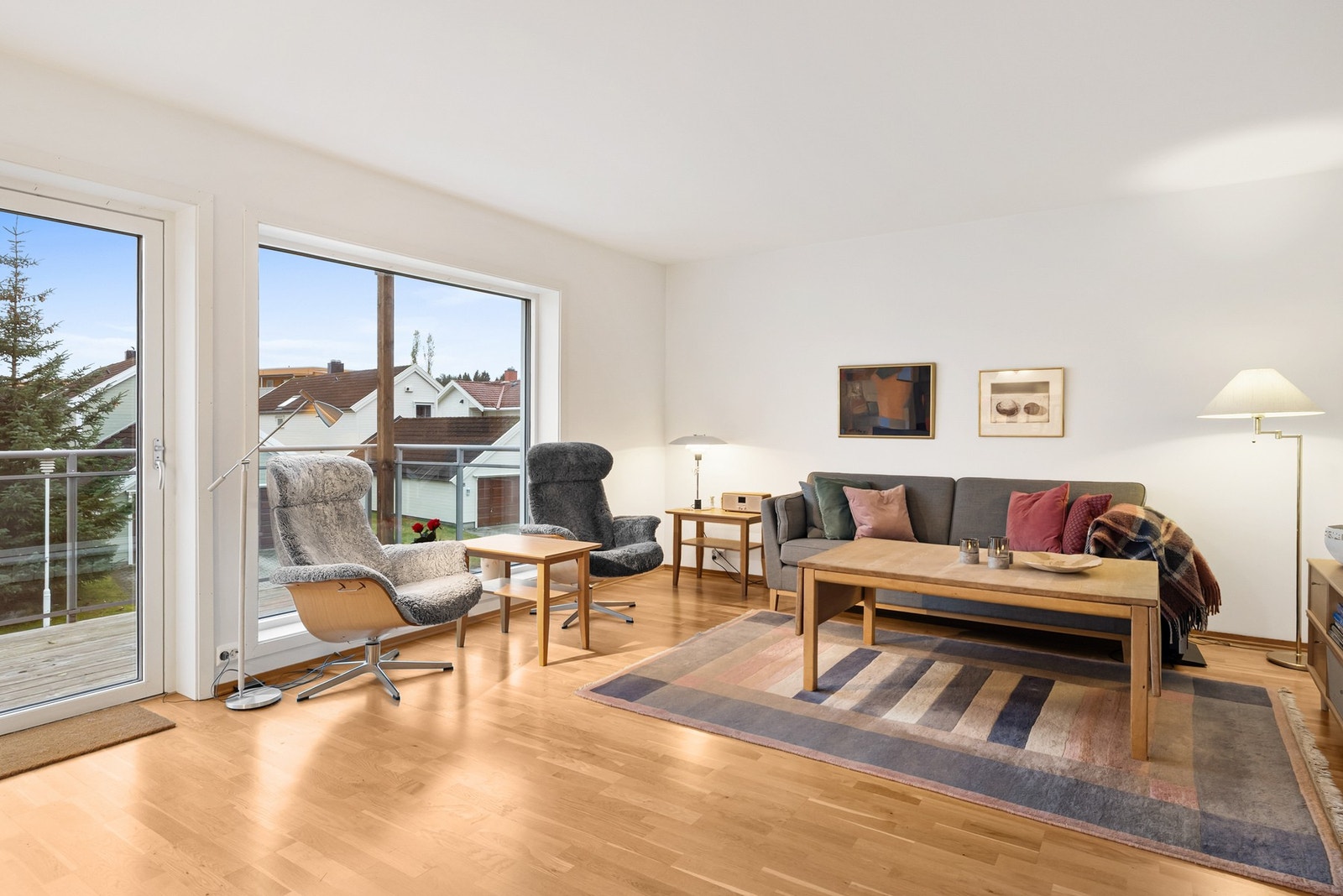 Lys og innbydende leilighet med en behagelig atmosfære Galleribilde