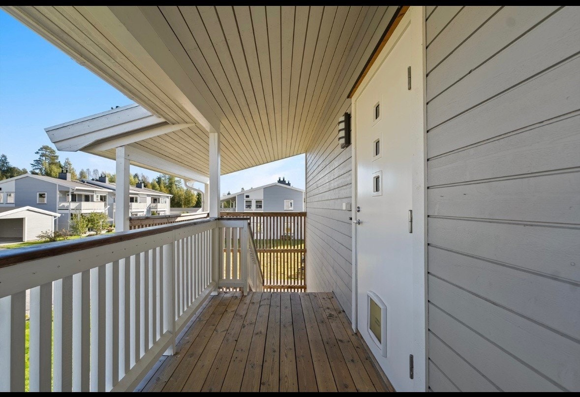 Inngangsparti med overbygg Galleribilde