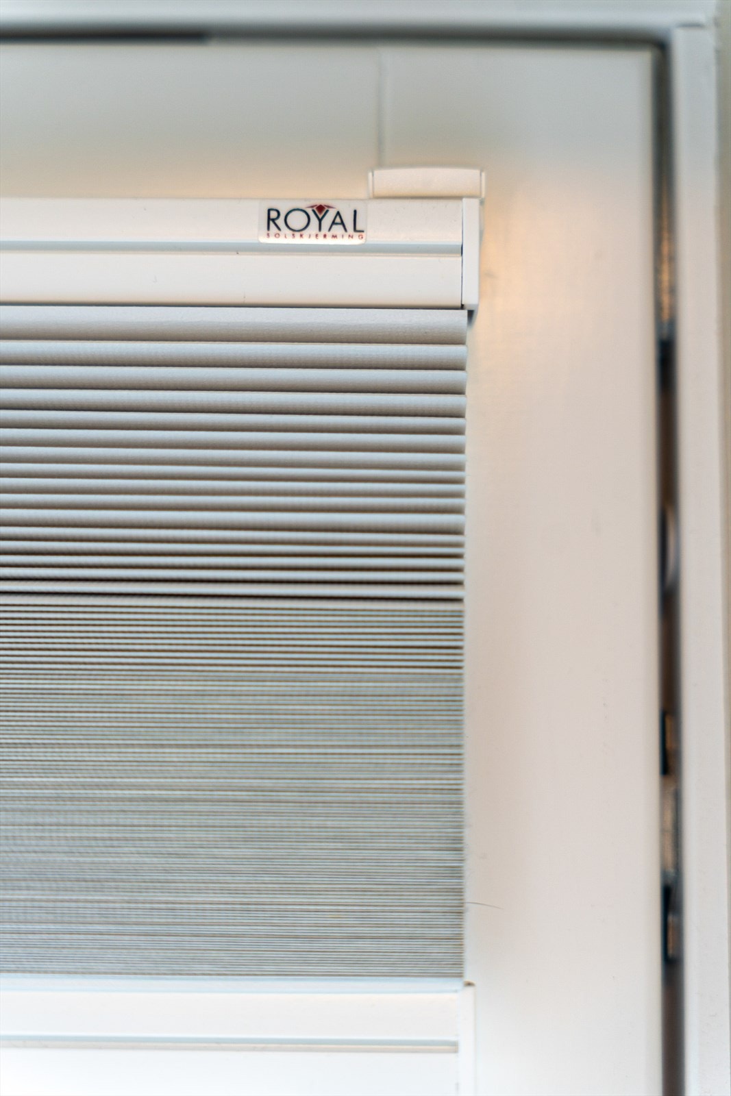 Solskjerming fra Royal. Galleribilde