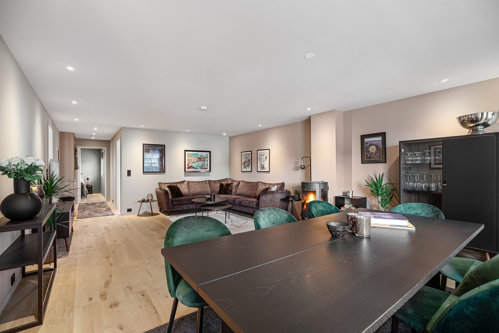 Moderne selveierleilighet med nærhet til "alt". Galleribilde