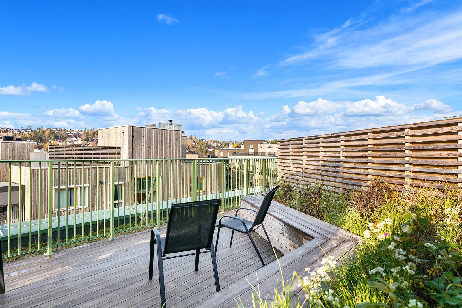 Her kan du nyte solen enda lengre. Galleribilde