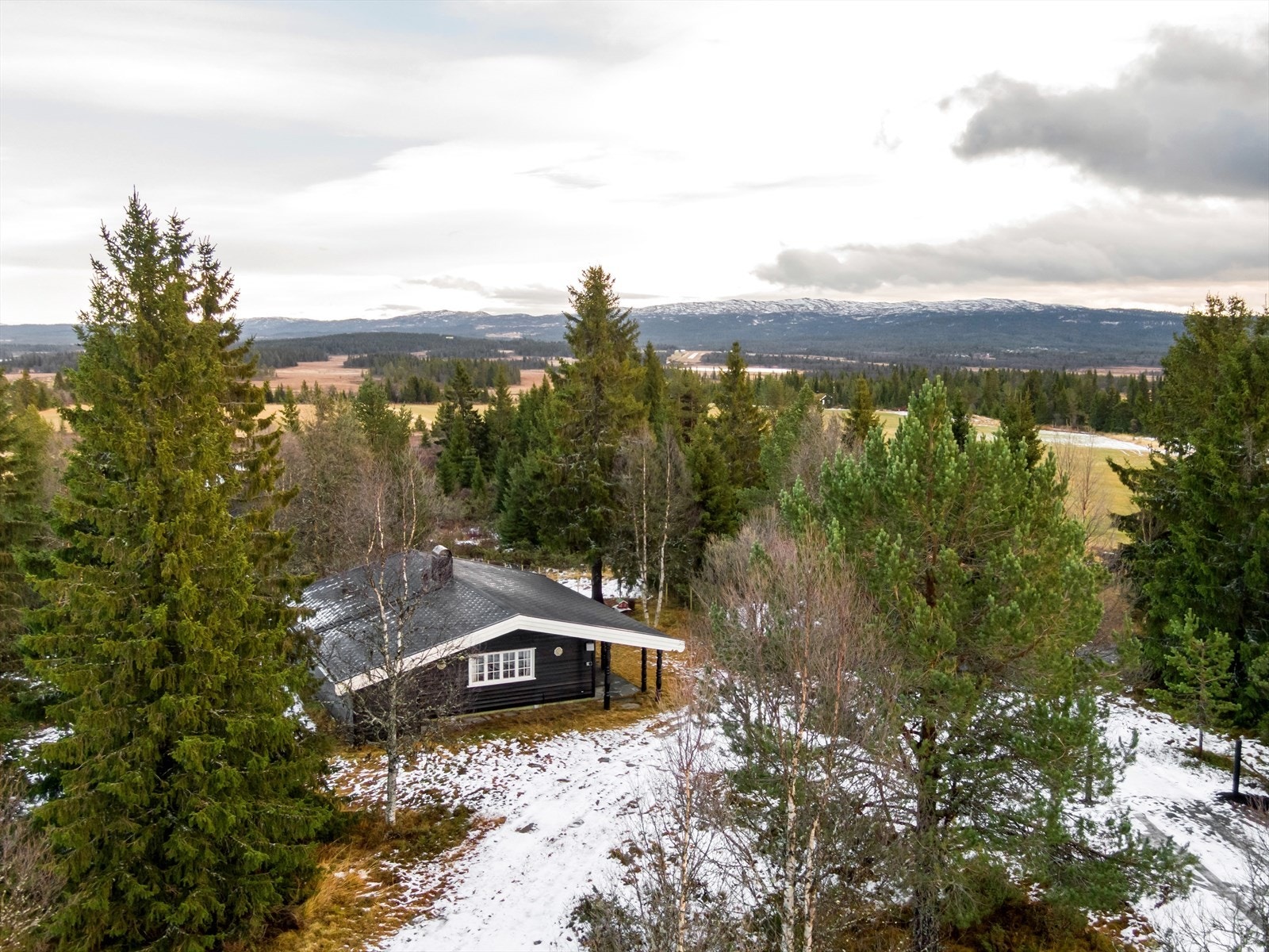 Det er enkel adkomst til hytta året rundt. Galleribilde