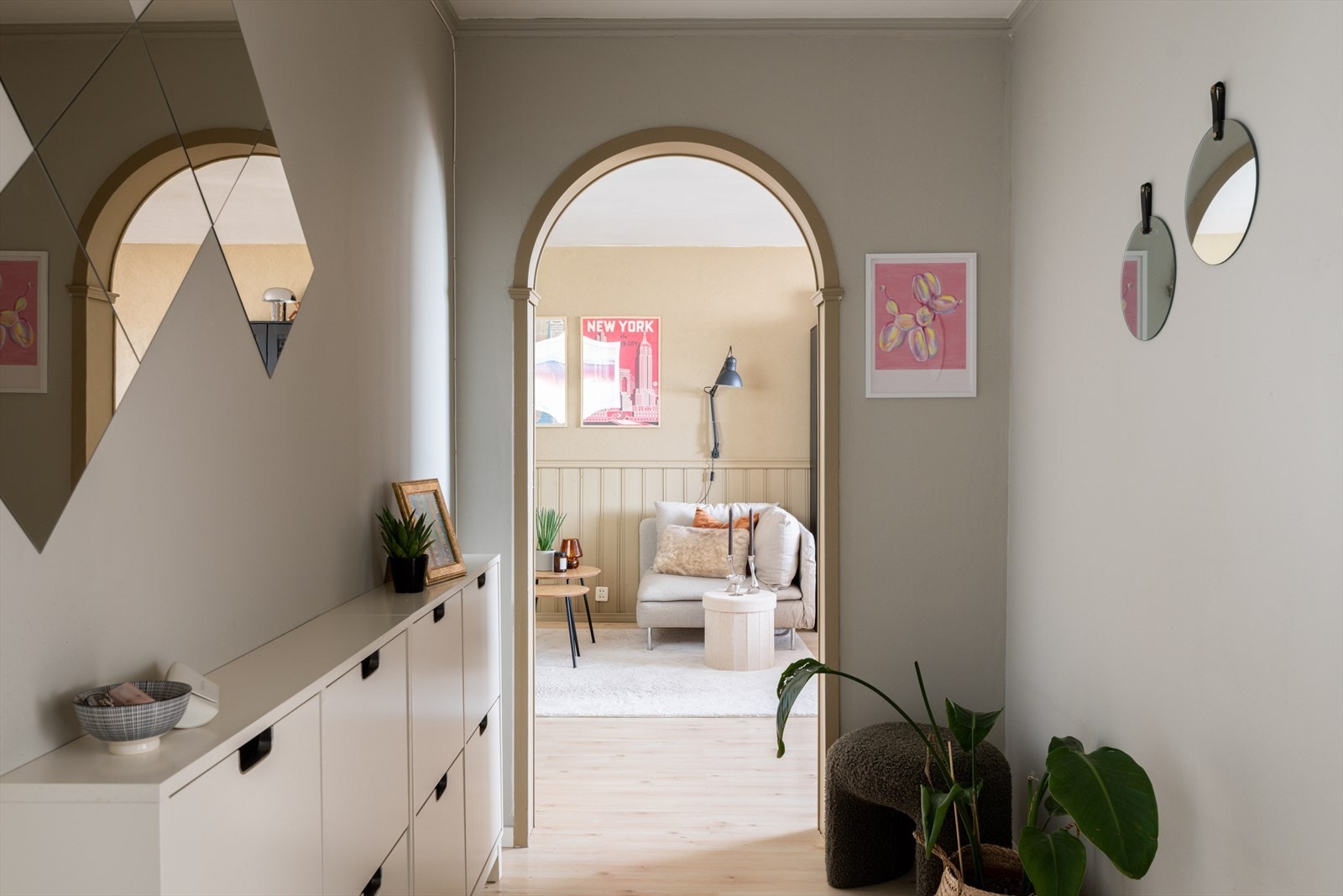 Fra gangen er det adkomst til øvrige rom. Galleribilde