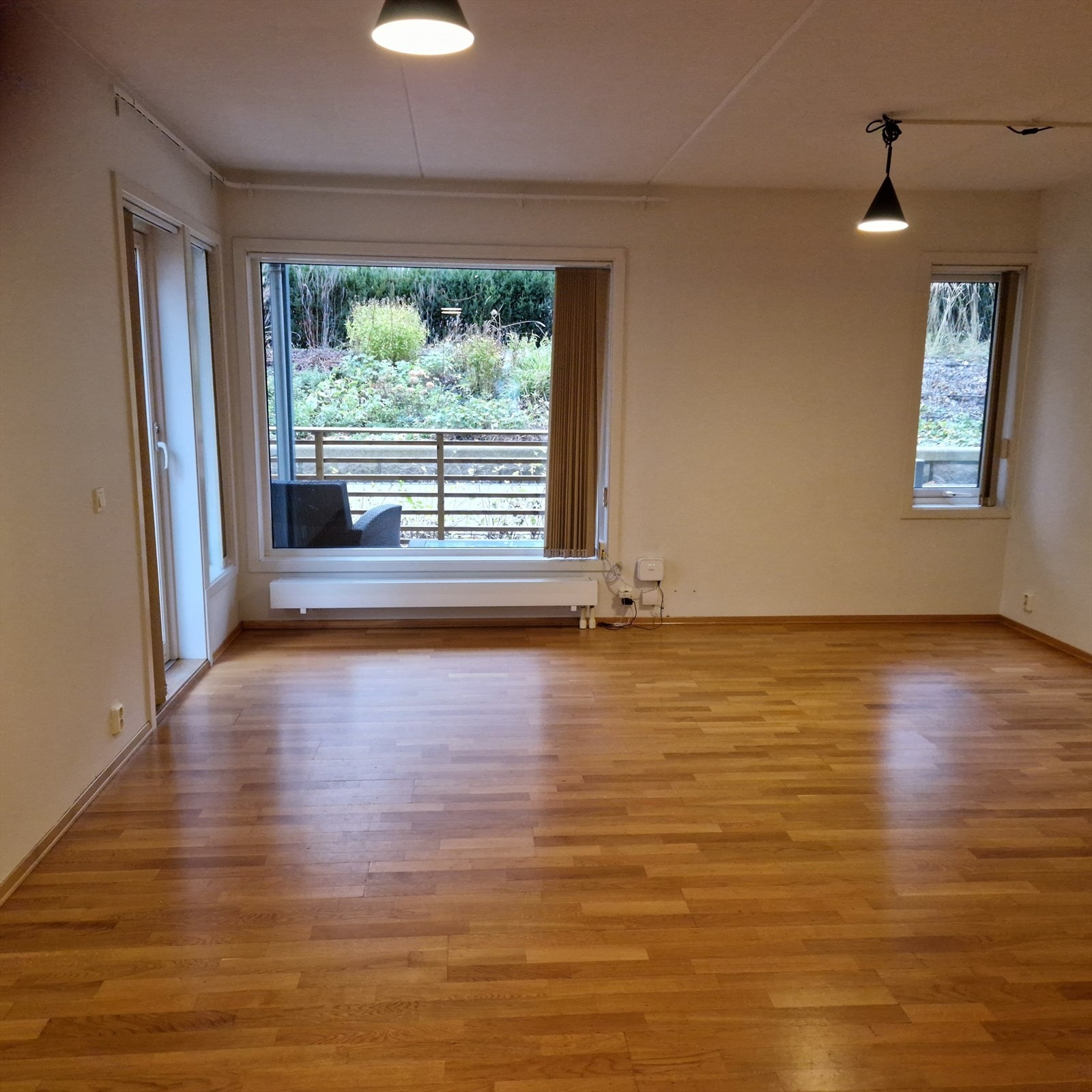 Stue med utgang til terrassen Galleribilde