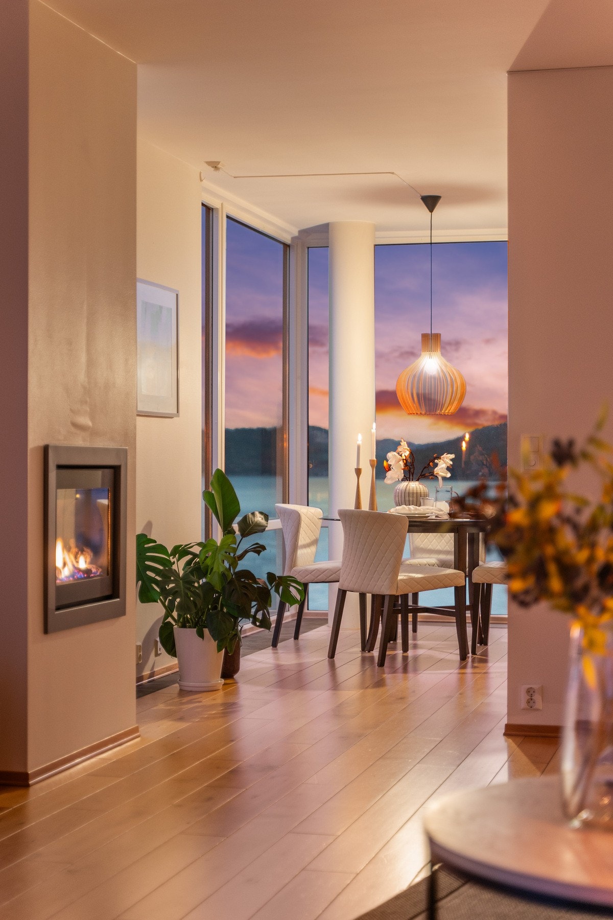 EIE | Kveldsbilde Galleribilde