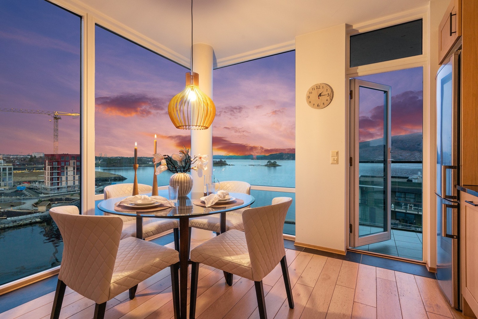 EIE | Kveldsbilde Galleribilde