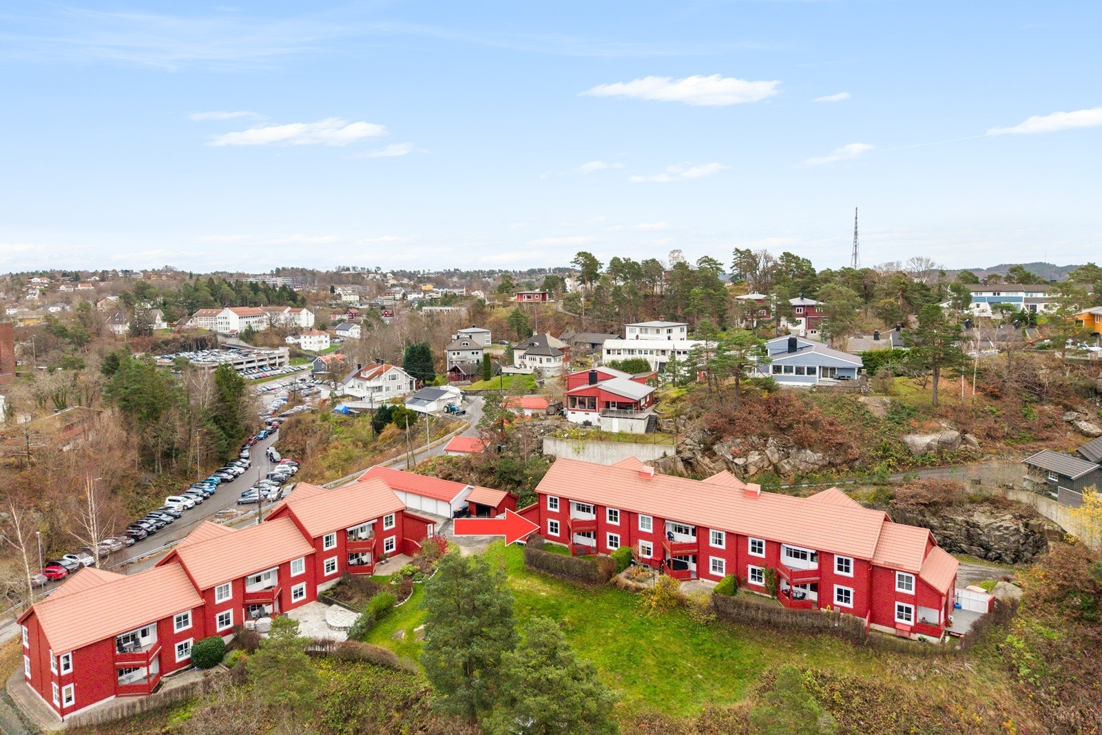 Attraktiv og innholdsrik 4-roms selveierleilighet med praktisk planløsning Galleribilde