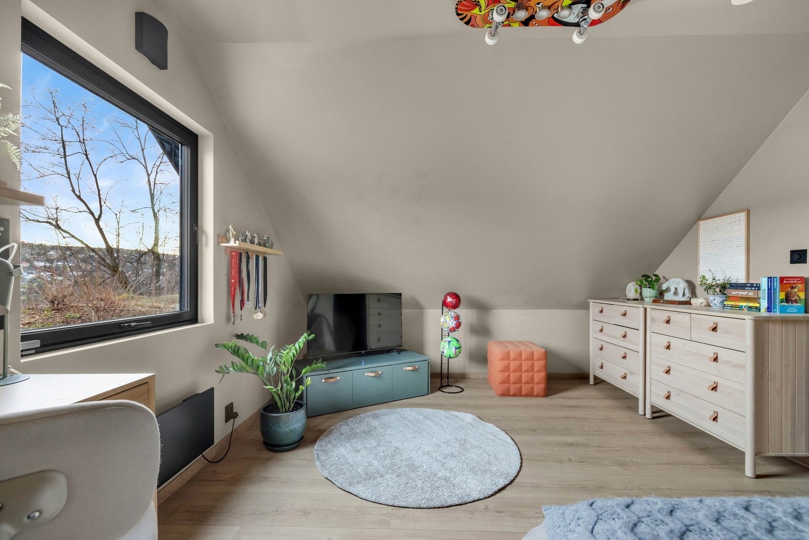 Soverommene innredes enkelt etter familiens behov og ønsker. Galleribilde