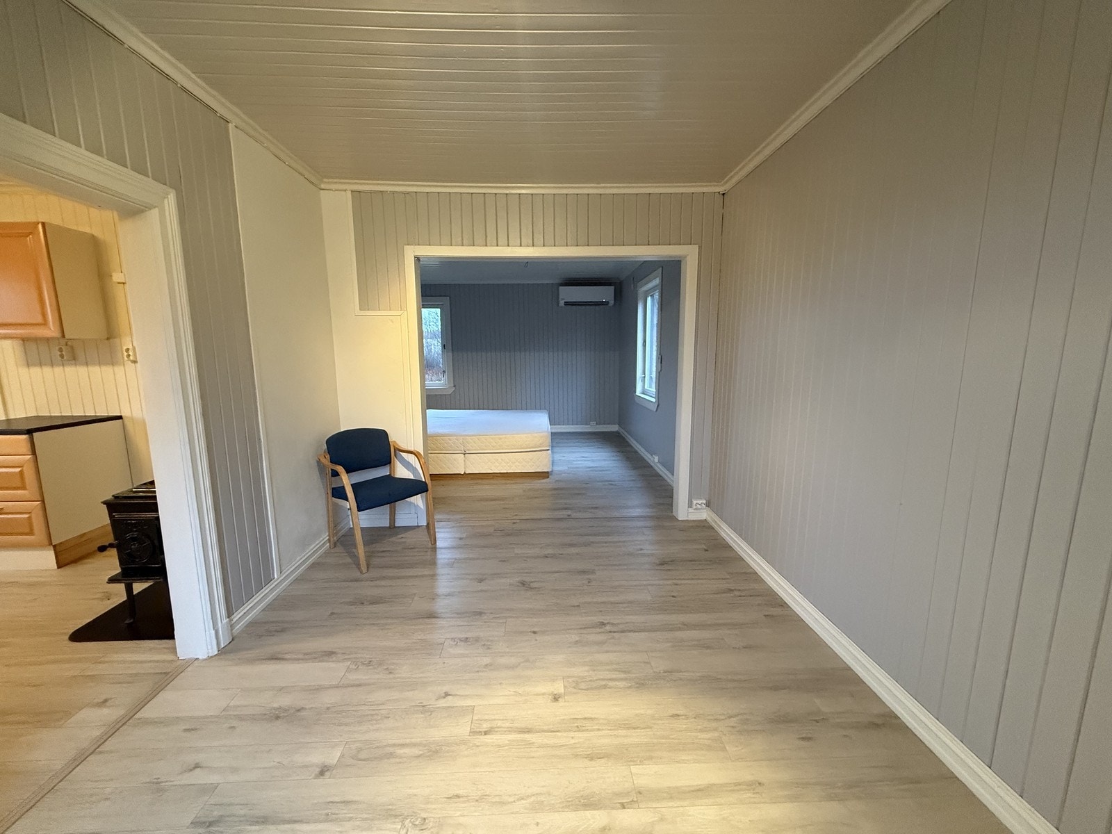 Stue. Varmepumpe i stuen. Galleribilde