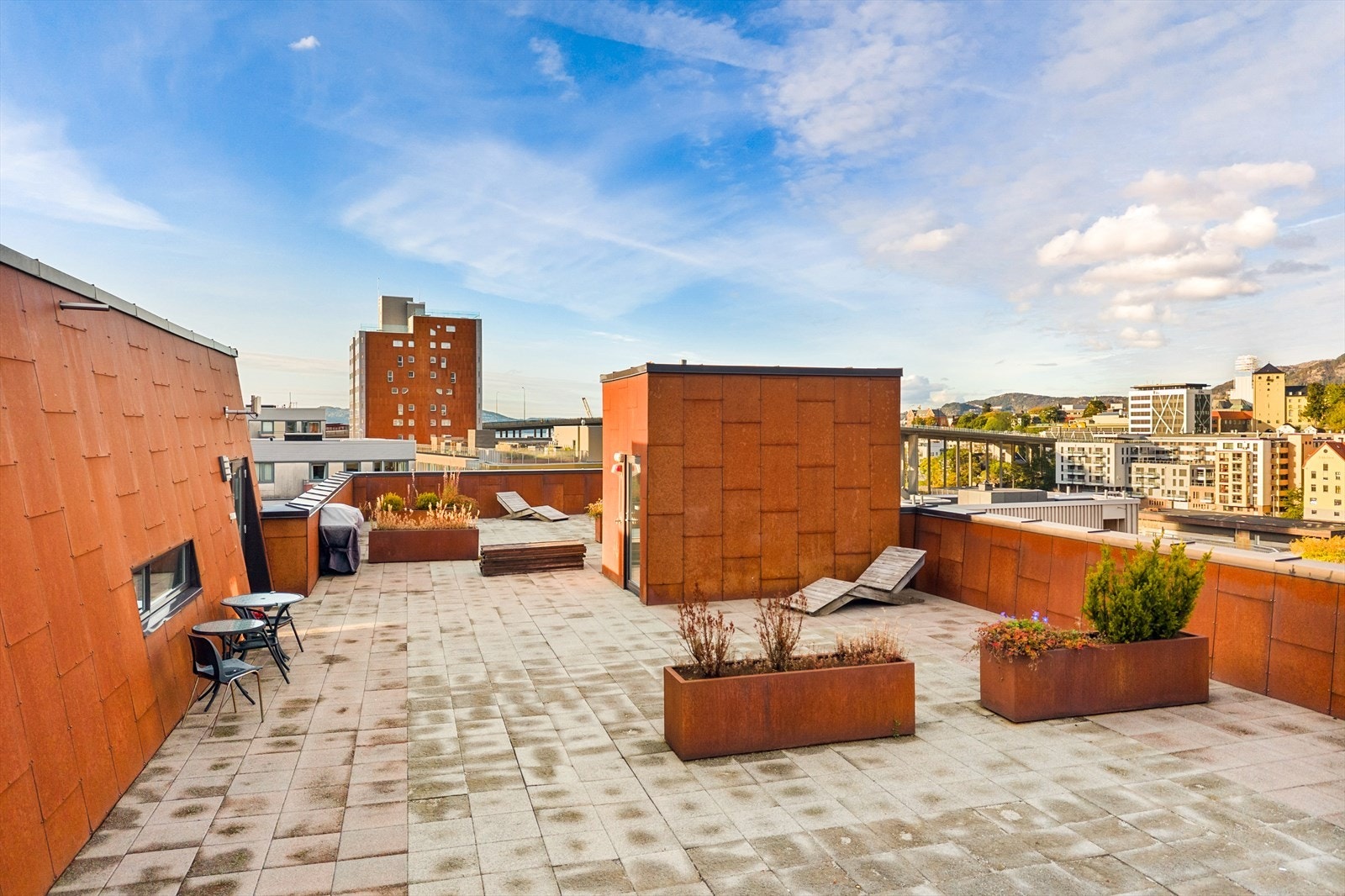 Sameiets andre takterrasse. Galleribilde